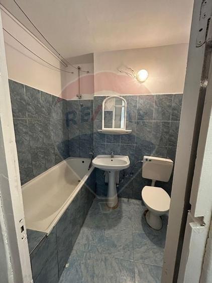 DE INCHIRIAT: Apartament cu 1 camera - 5