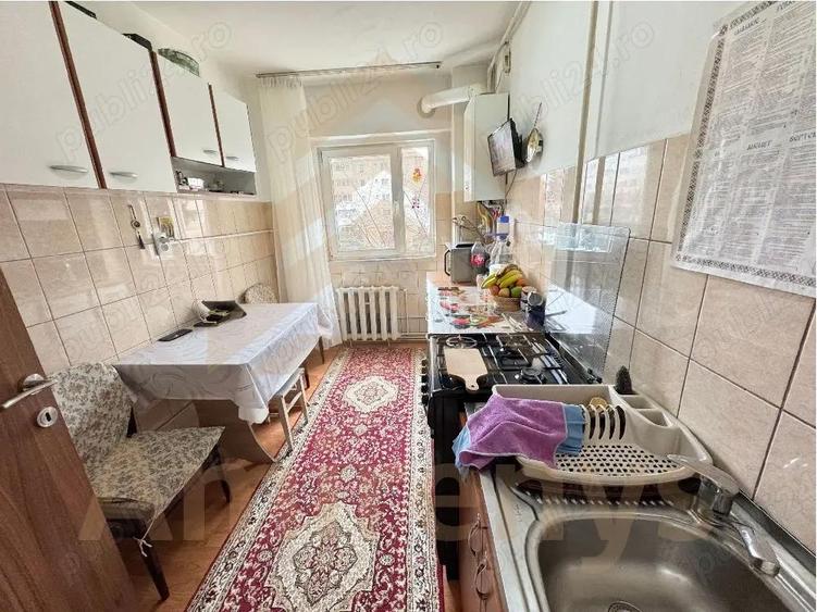De vanzare Apartament 2 camere decomandat sau schimb cu garsoniera plus diferen?a - 2