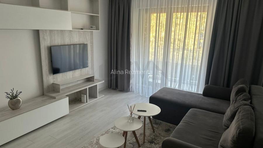 REA1026473 2 camere l 21th Residence