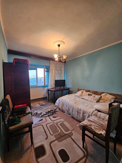 Anda 2 Camere Decomandat Necesita Renovare Bloc 1985 - 6