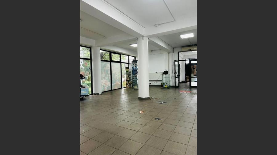 Închiriere spațiu 87 mp, zonă pietonală,ideal pentru afacerea ta - 4