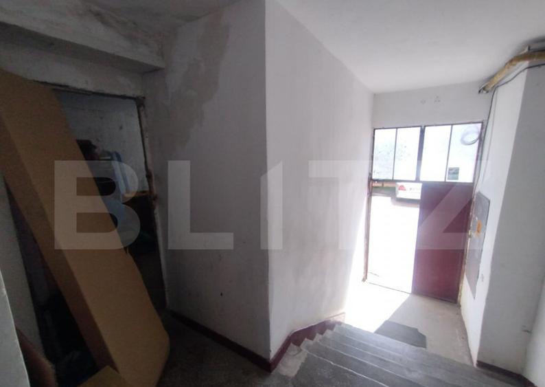 Spatiu comercial/Garsoniera 24 mp, renovabila, Nasaud, zona - 2