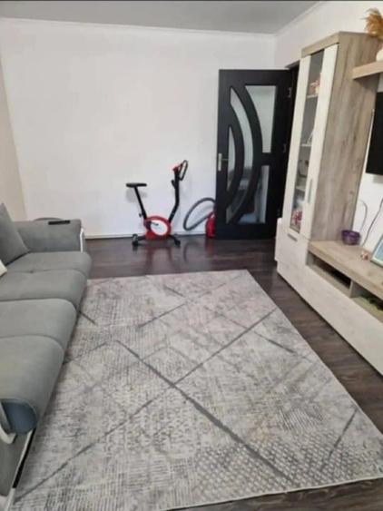 Apartament 3 camere decomandat, renovat - 4