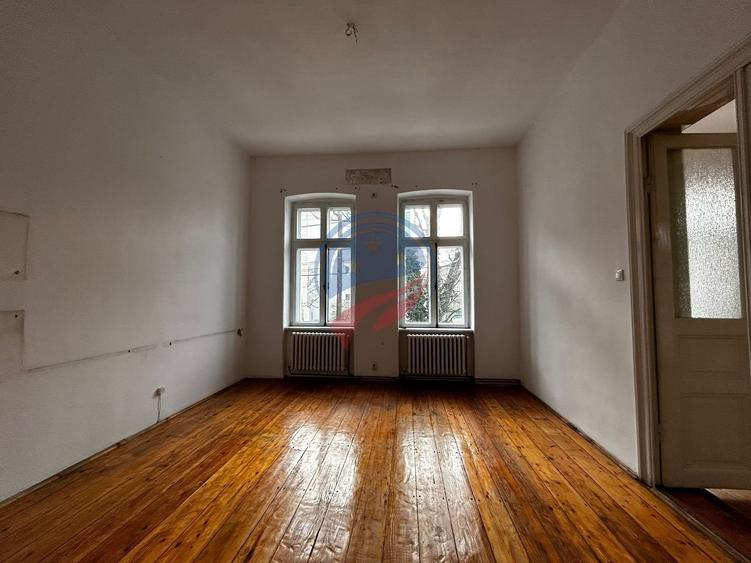 De inchiriat cladire  Ultracentral - 12