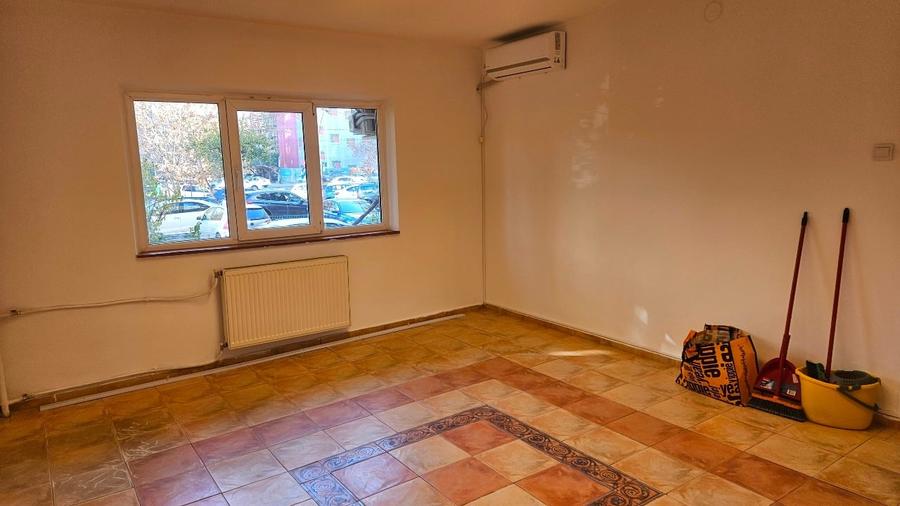 Gasoniera decomandata zona Prosper, 13 Septembrie - 1