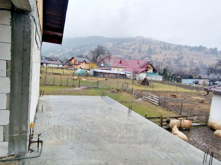 Casă / Vilă la munte - 14