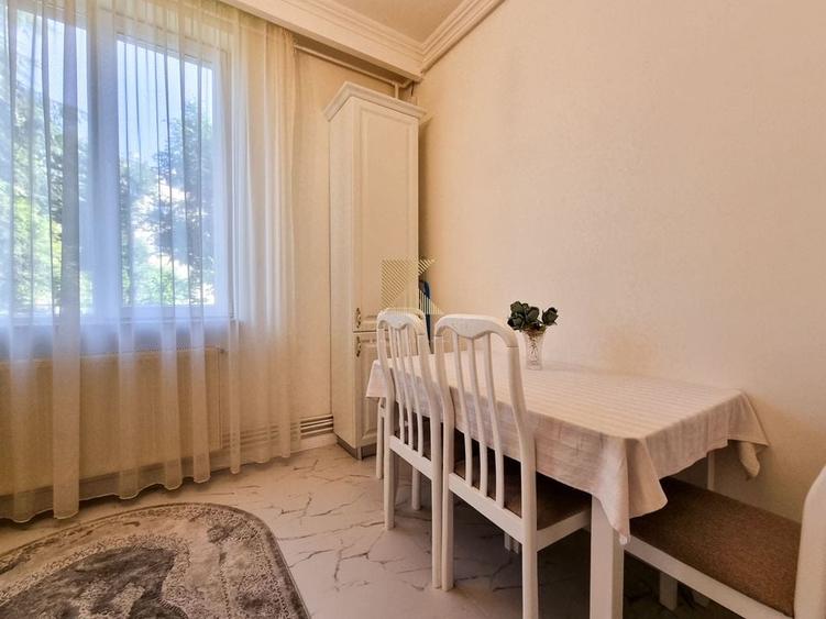 Apartament complet renovat și mobilat - parter, Bulevardul 15 Noiembri - 12