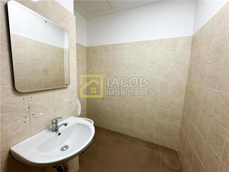 Oportunitate de investitie | Spatiu comercial central, Bacau - 8