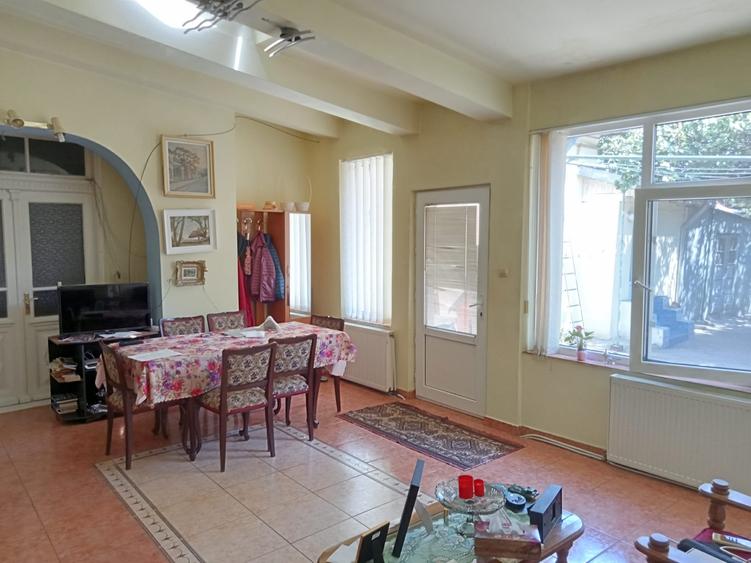 Casă + teren 298 m² , 10 min metrou Eroii Revoluției - 1