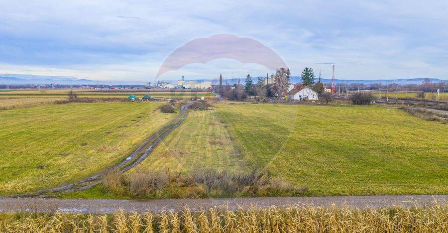 COMISION 0% Teren 3,600mp Brasov / Strada Livezilor - 8