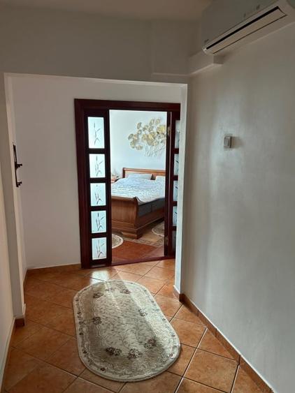 Vand artament 2 camere foarte aproape de plaja –Bulevardul Mamaia, zona 3 Papuci - 6