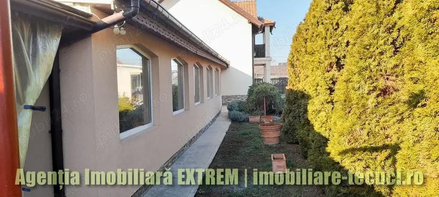 Vila cu 8 camere si 700 mp in com. Matca, jud. Galati - 1