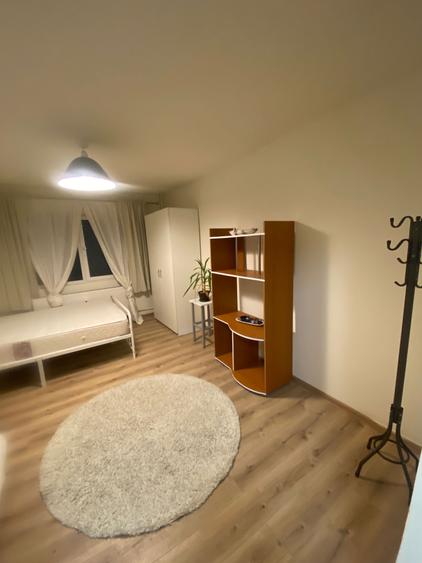 Inchiriez garsoniera moderna, mobilata si utilata, in zona Poarta 6 - 6