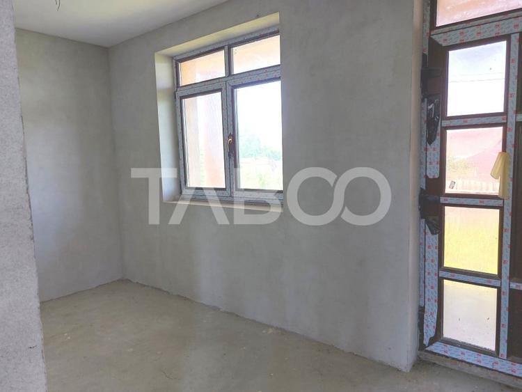 Casa individuala 5 camere cu teren 2000 mp Sura Mare Hamba Sibiu - 17