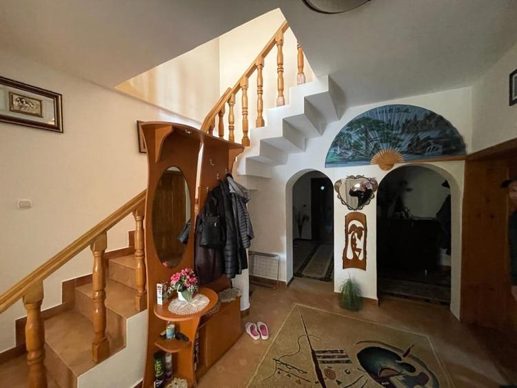 Casa P+1 cu spatiu comercial inclus si teren de 312mp in zona Brestei - 6