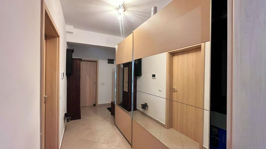 Garsoniera spatioasa, bloc nou in zona centrala - 5