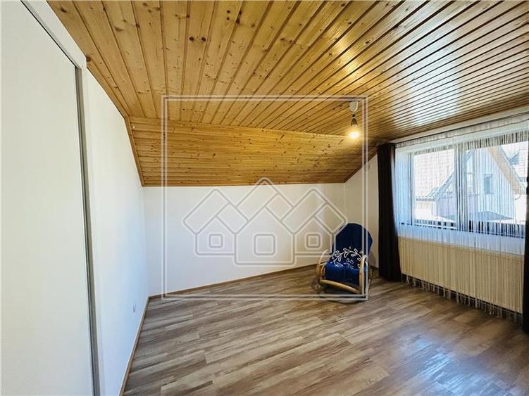 Casa de vanzare in Sibiu - individuala - 210 mp utili + 500 mp teren - 18