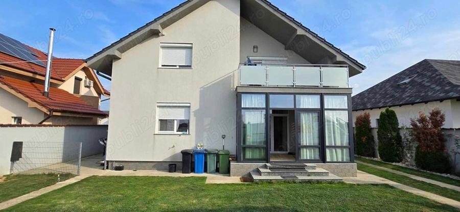 Casa 4 camere de vanzare, Sanmartin, zona str Carmel - 2