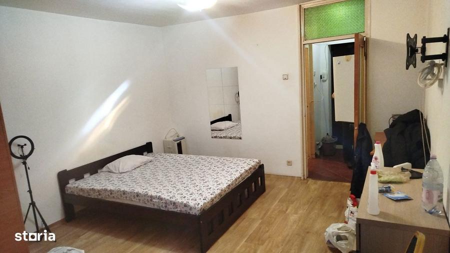 costin georgian apropiere metrou - 12