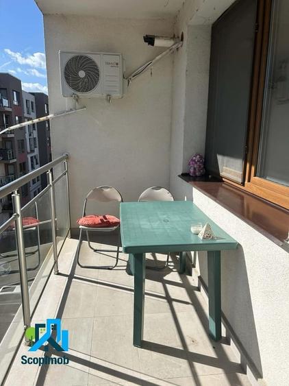 Apartament cu 2 camere semidecomandat în Metalurgiei