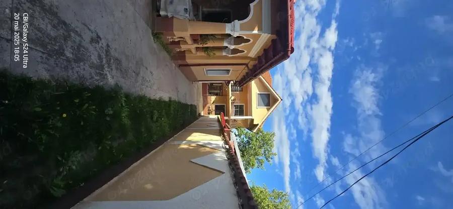 Casa de vanzare - 1