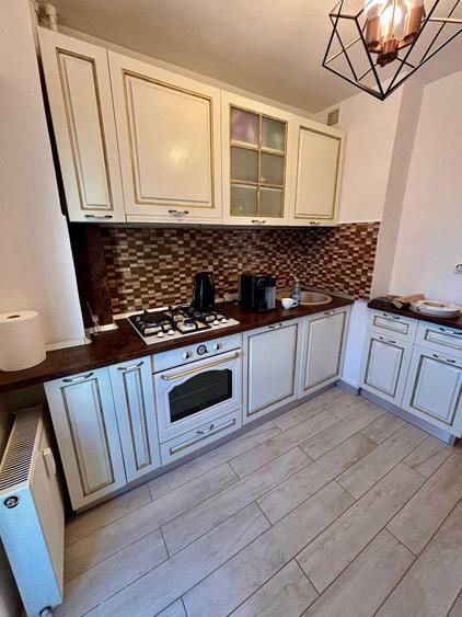 Garsoniera Calea Clarasilor - Matei Basarab - bloc 1995 - decomandata - mobilata - 4