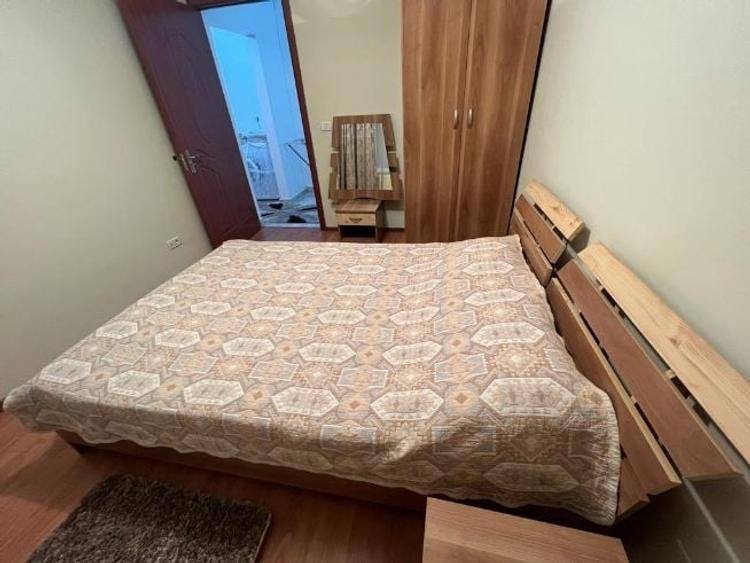Apartament cu 3 camere decomandat, mobilat în Faleza Nord