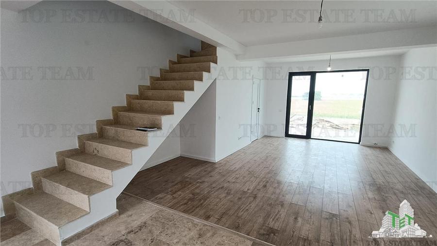 Vanzare  Duplex 4 camere in Tunari - 12