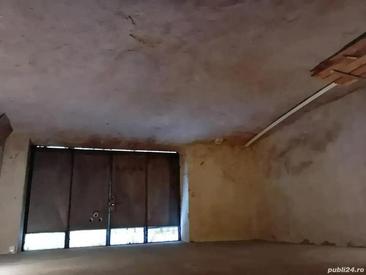 Inchiriez spa?iu garaj pentru depozit - 1