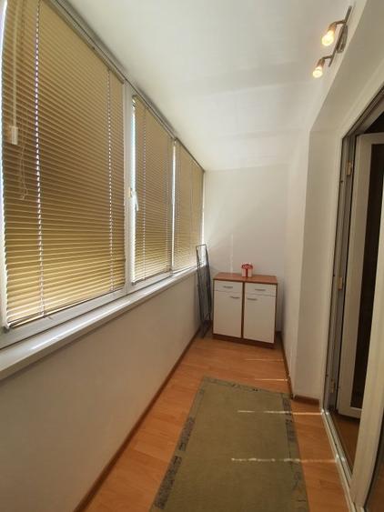 Titan - metrou 5 min , garsoniera moderna, mobilata, utilata, canapea extensibil - 2