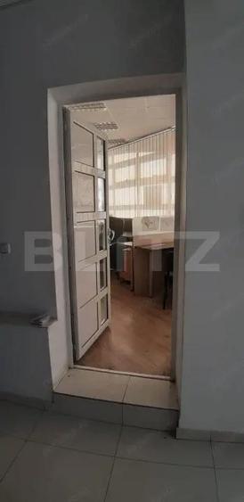 Spatiu prestari servicii, parter, strada principala, 220 mp, Obcini - 3