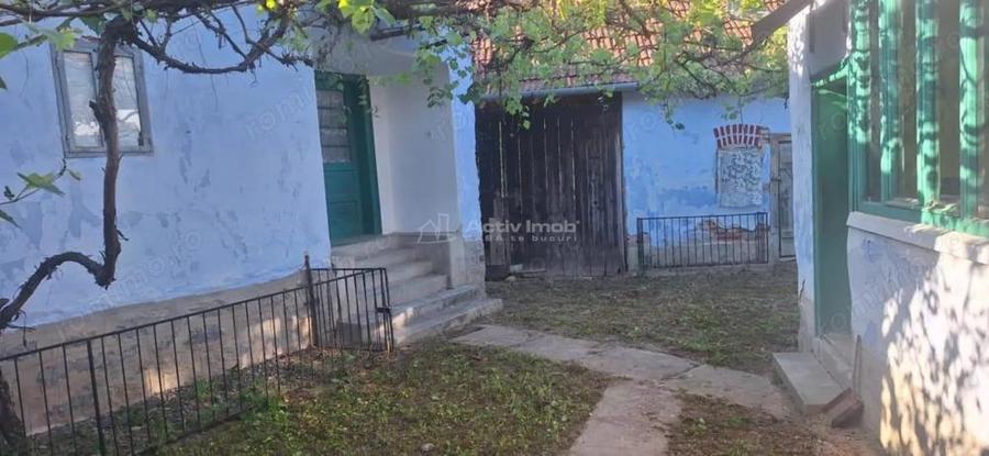 Casa de vanzare in Uileacul de Beius gospodarie traditionala, zona pitoreasca - 8