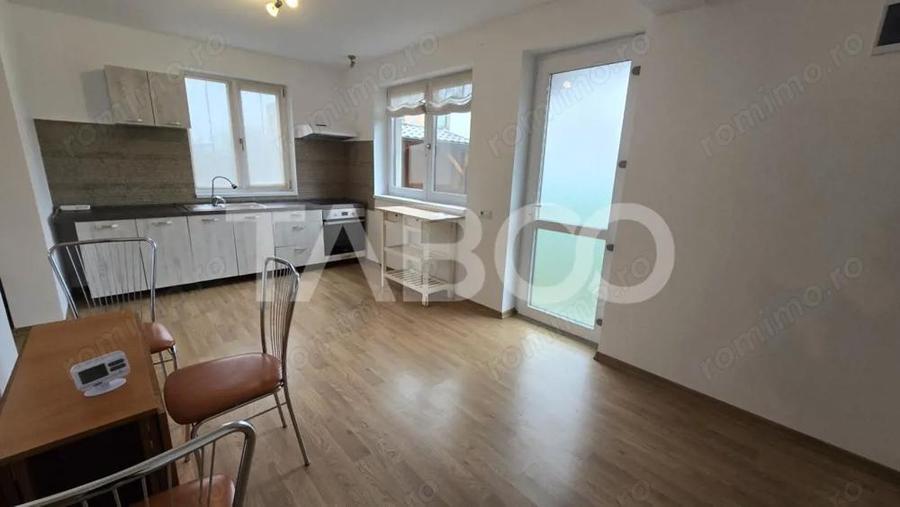 Casa individuala de inchiriat cu 3 camere 2 bai parcare Tilisca - 4