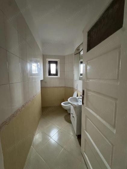 Casa ultracentrala cu curte ?i garaj | Confort premium in inima Oradiei - 7