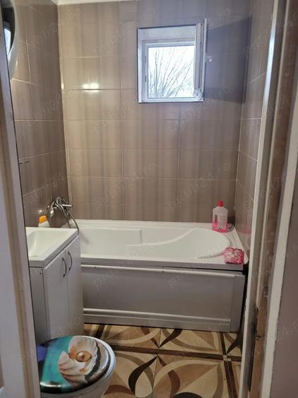 De vanzare apartam 3 camere - 3