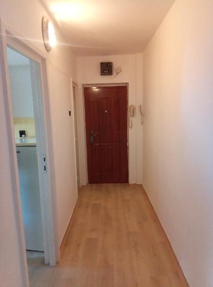Chirie apartament cu 2 camere - 7