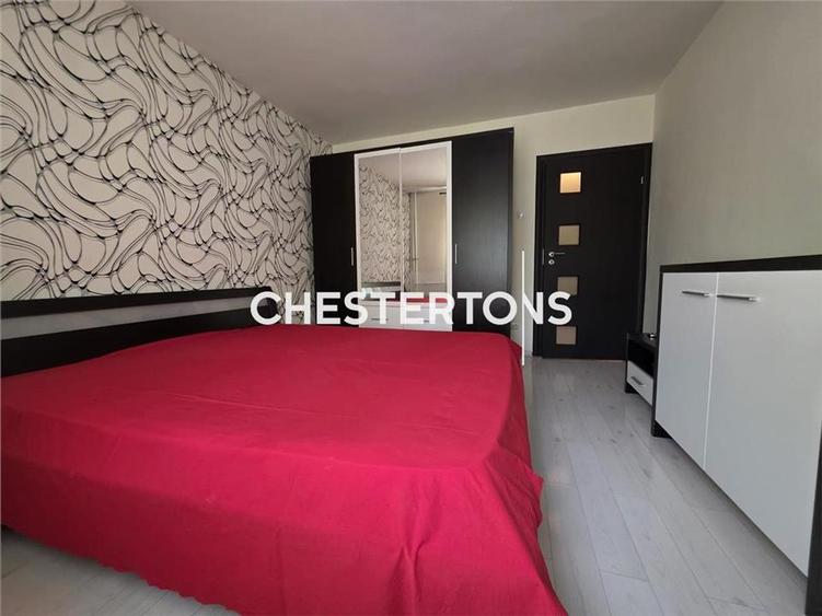 Apartament cu 3 camere decomandat, mobilat în Drumul Taberei