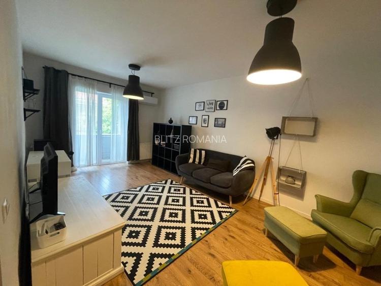 Apartament de vanzare, cu 2 camere, 72 mp, zona Central