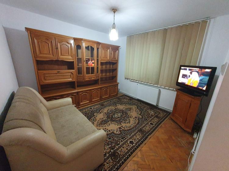 Dau spre închiriere apartament cu două camere în Tudor etajul 2 din 4 - 1