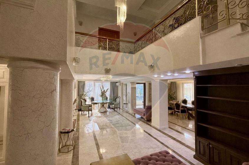 Vilă de lux cu piscină și grădină privată – reședință neoclasică - 13