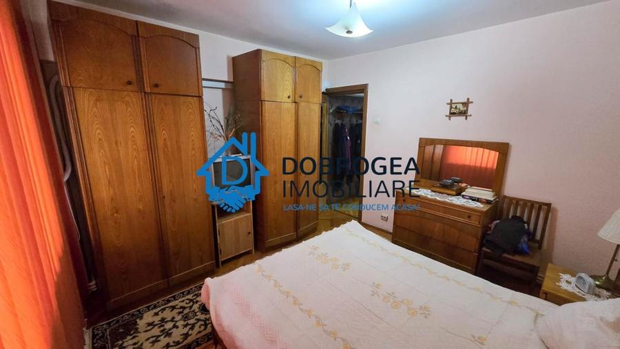 STRADA VICTORIEI - 3 CAMERE DECOMANDAT, ETAJ 1 ,CENTRALA GAZ - 8