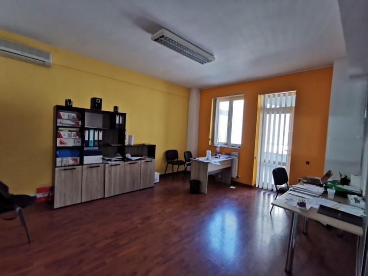 birou etj 1/2 open space chicineta, gr sanitar, gaze a.c. pvc tripan singr/etaj - 5