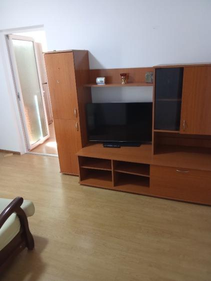 De inchiriat apartament 2 camere Obor - 2