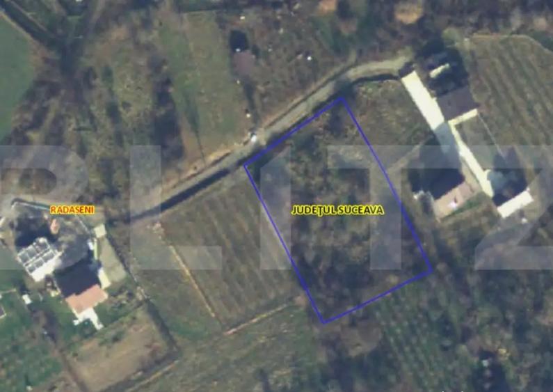 Teren intravilan 3943 mp, front 49,49 m, Radaseni - 1