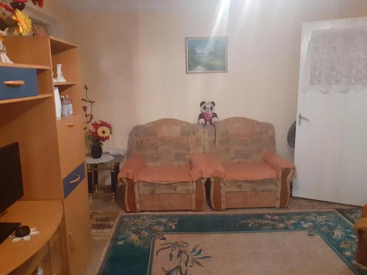 Vanzare Apart. 3 camere cf.2, semidec., et.2 din 4, mobilat si supr. utila 44.mp. Zona Viziru 1, - 9