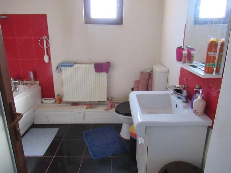 Casă cu 2 camere cu Teren 78 Mp în Bereasca