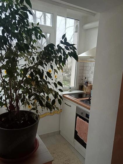 Apartament 3 camere decomandat Poarta 6 | Etaj 1 - 7