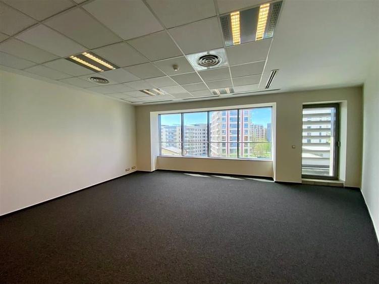 Riverside Tower - spatii langa metrou cu preturi de la 9 EUR + TVA - 9