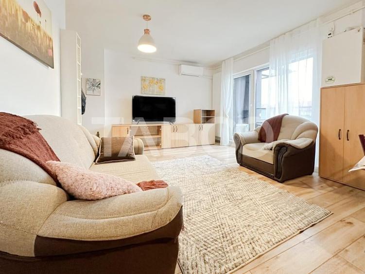 De inchiriat apartament cu 2 camere in bloc nou cu garaj in Centru - 1