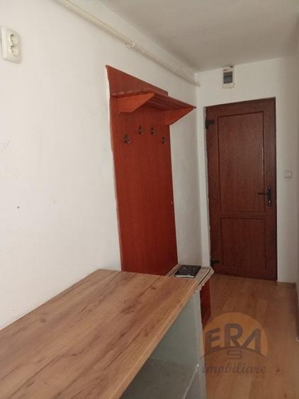 Garsoniera modificata cu 2 camere,Rogerius, Str. Aluminei - 4